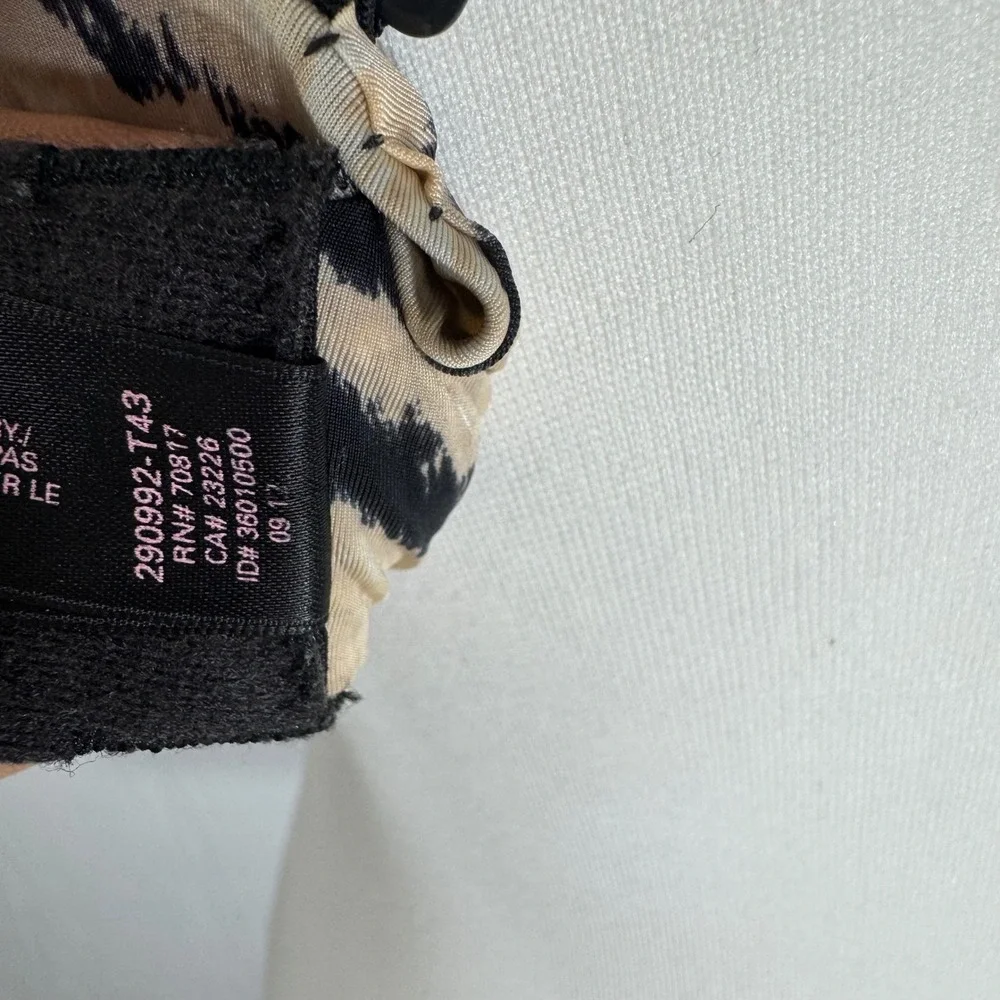 Victoria's Secret Push Up Bra 34D Beige Black Zebra Print Rhinestone‎ Detail